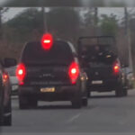 Carros das forças de segurança estão nas ruas de Araruama